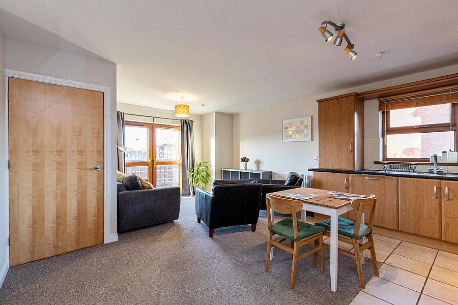 Apt C Loughside Court, 12A Kinnegar Avenue