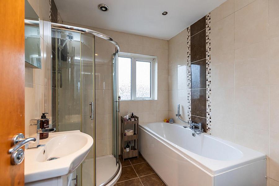 20 Garnerville Gardens