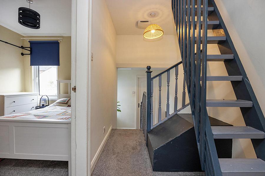 24 Sintonville Avenue