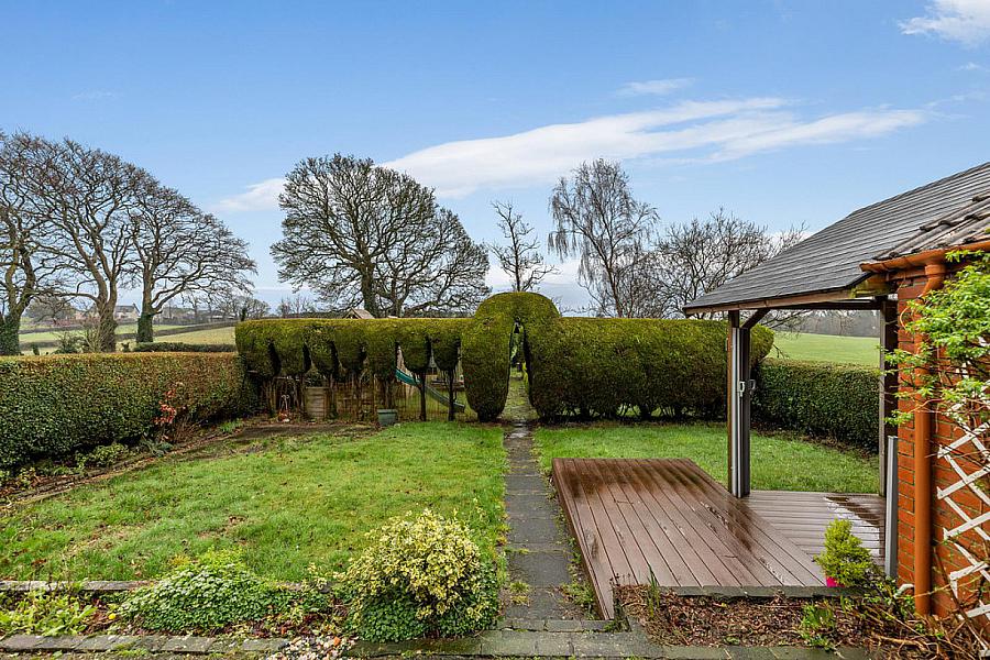 68 Ballyhanwood Road