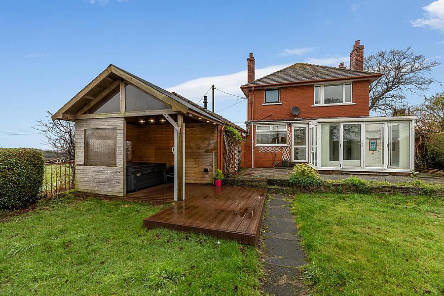 68 Ballyhanwood Road