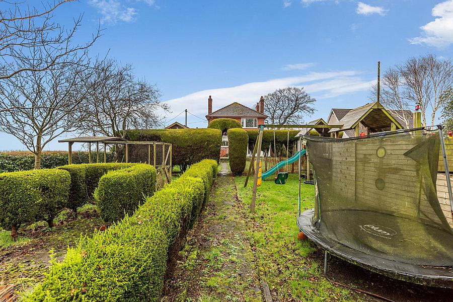 68 Ballyhanwood Road