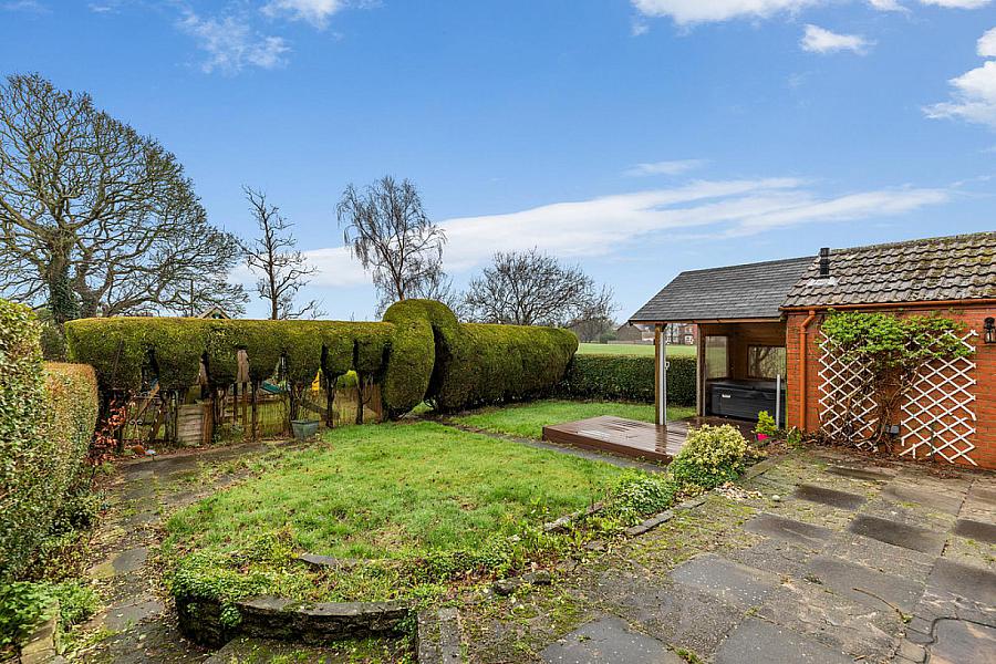 68 Ballyhanwood Road