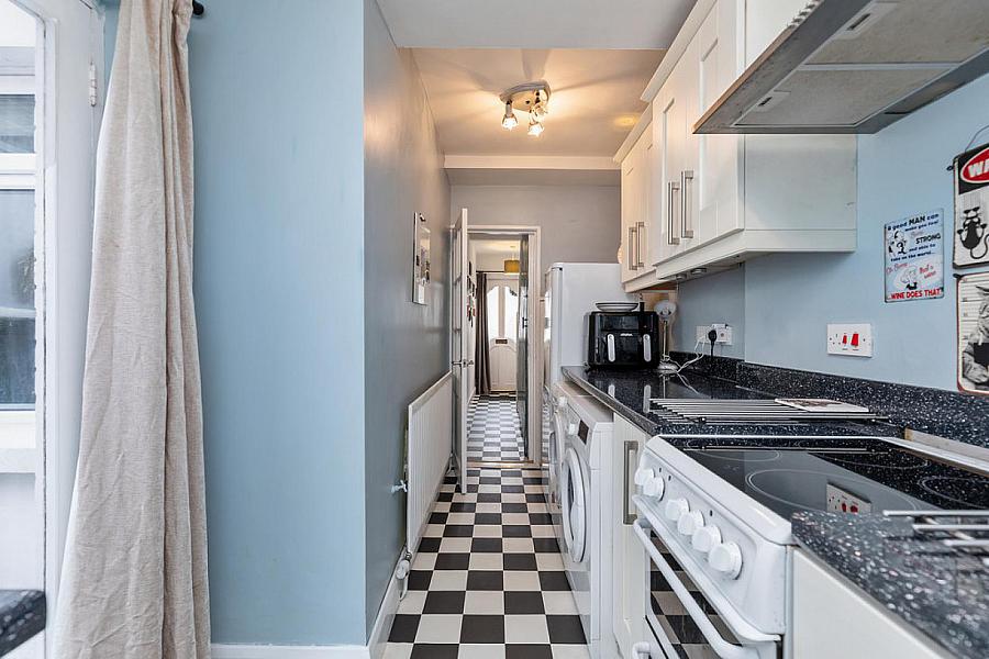 114 Connsbrook Avenue