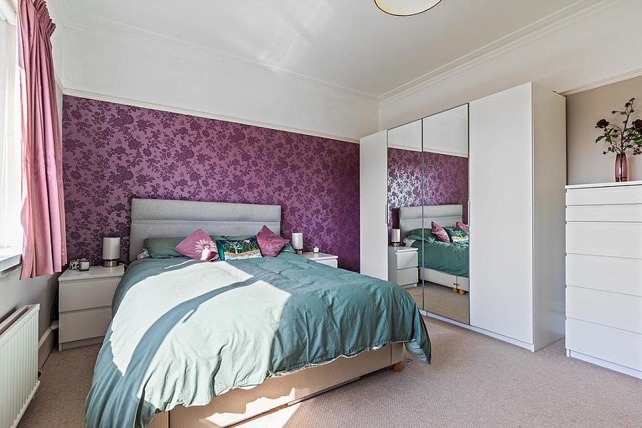 2 Cabin Hill Gardens