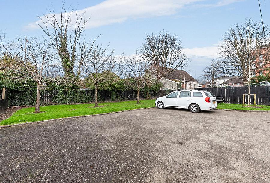 Apartment 6, 86 Holywood Road