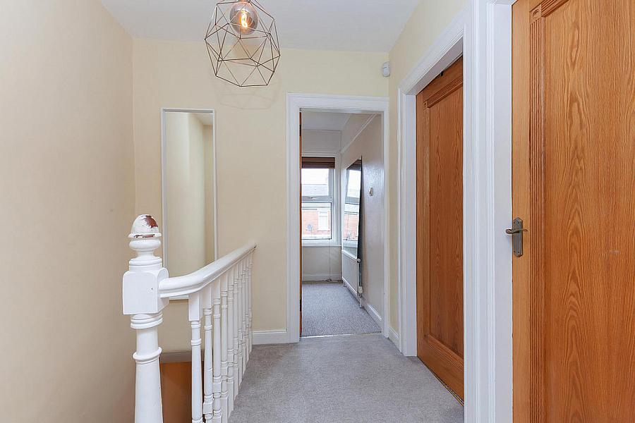 8 Eastleigh Crescent