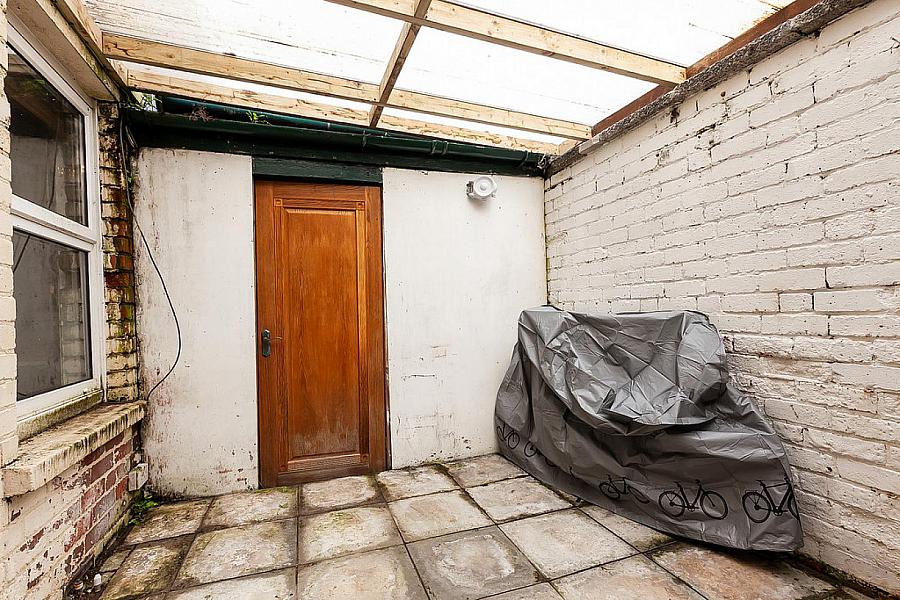 8 Eastleigh Crescent