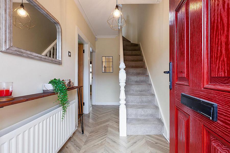 8 Eastleigh Crescent