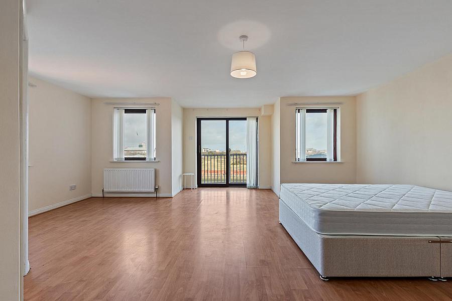 66 St Johns Wharf, 1-3 Laganbank Road