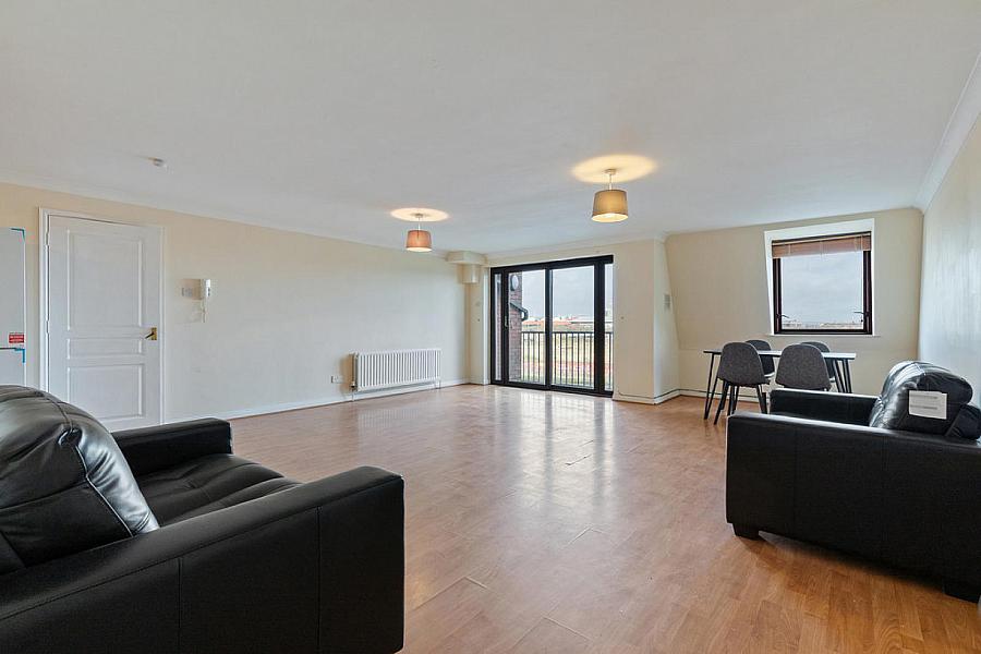 66 St Johns Wharf, 1-3 Laganbank Road