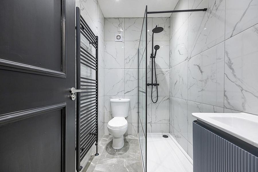 Apt A, 50 Sandown Road