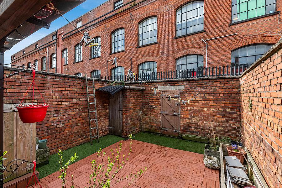 16 Witham Street