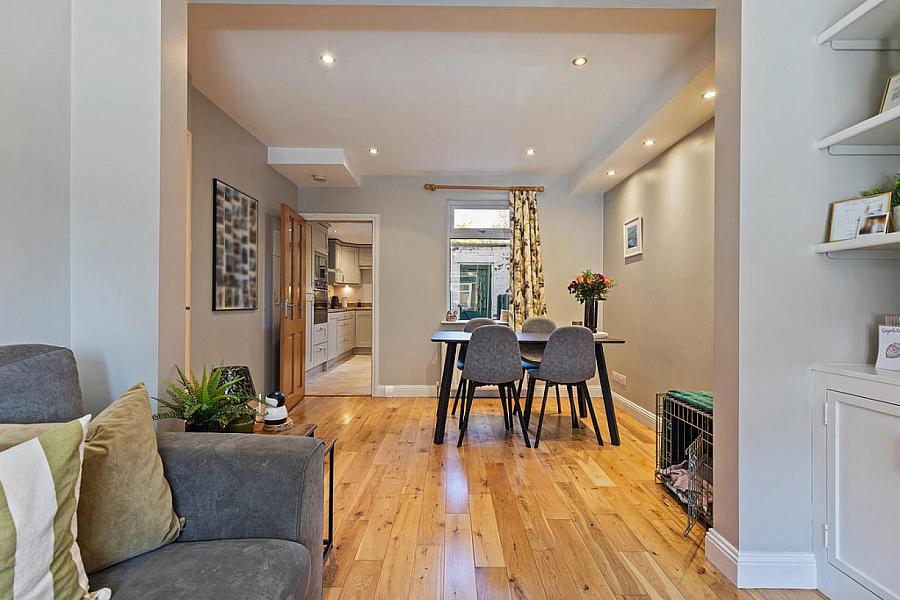 24 Willowfield Parade