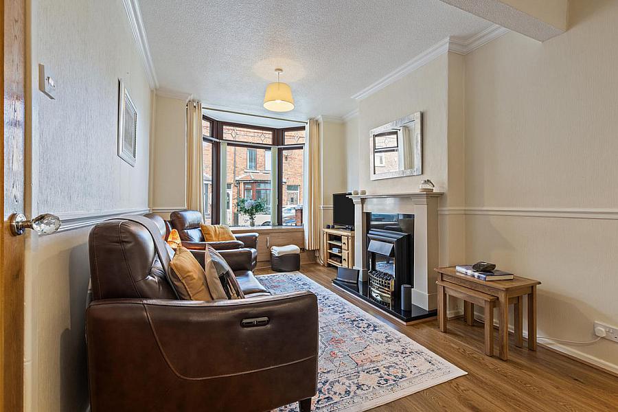 53 Lichfield Avenue