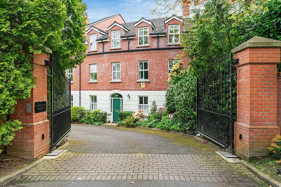 13 Kensington Crescent