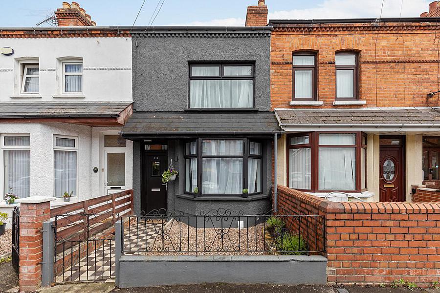 13 Victoria Road