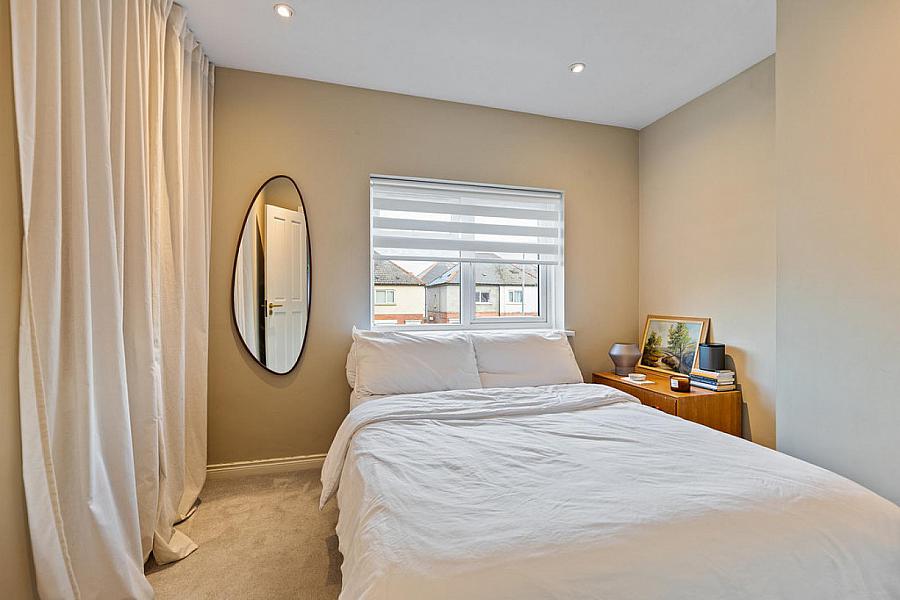 21 Dunraven Park