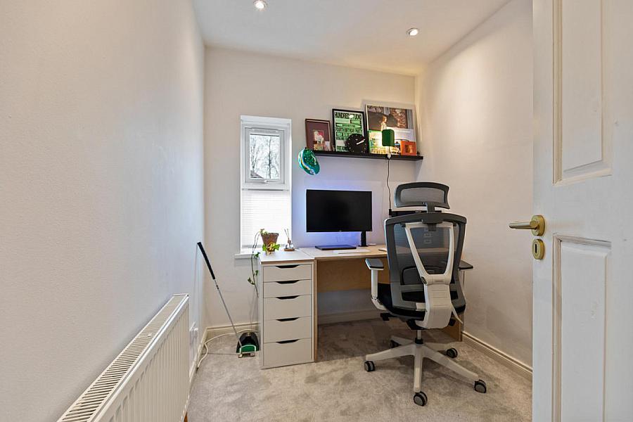 21 Dunraven Park