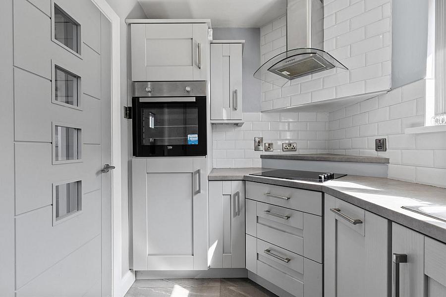 Apt 4 13 Helgor Park Mews