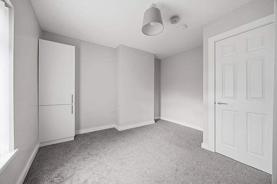19 Parkgate Gardens