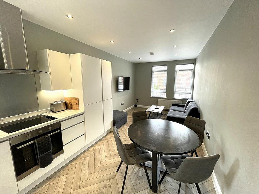 Apt 1, 2A Bloomdale Street