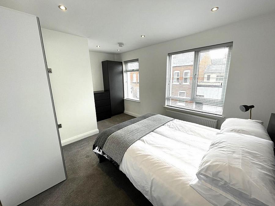 Apt 1, 2A Bloomdale Street