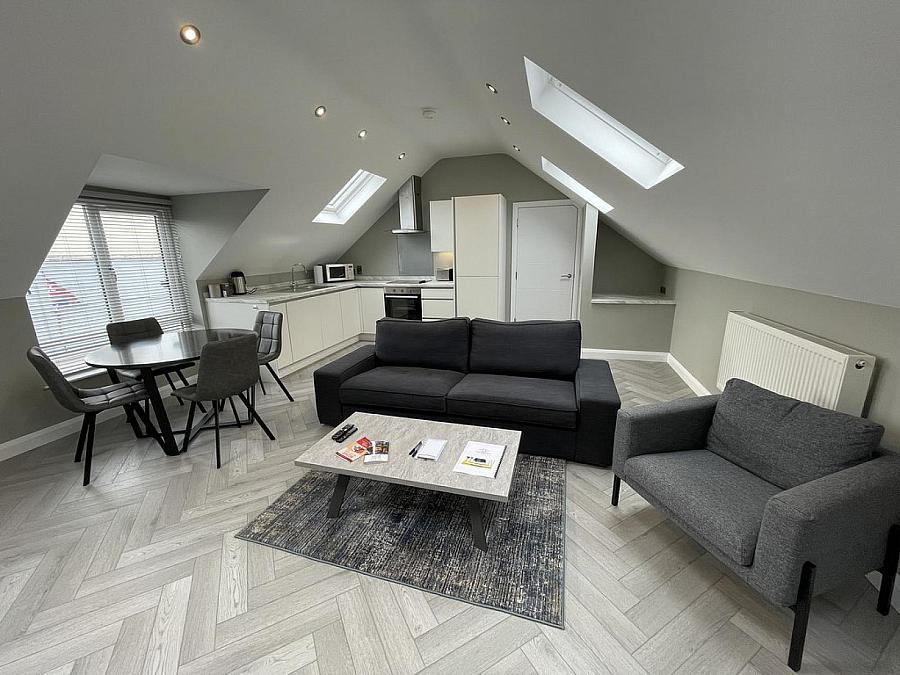 Apt 2, 2A Bloomdale Street
