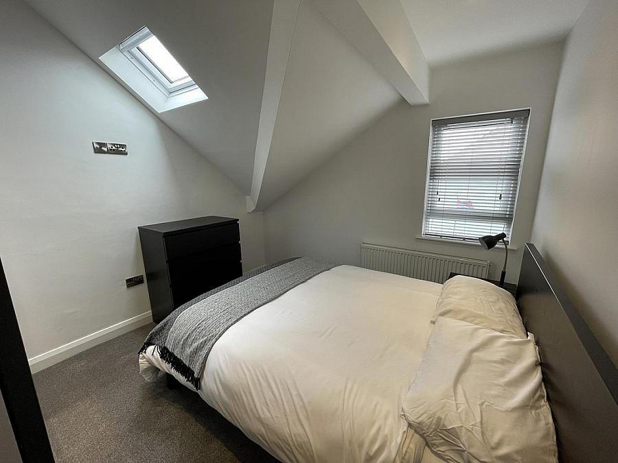 Apt 2, 2A Bloomdale Street