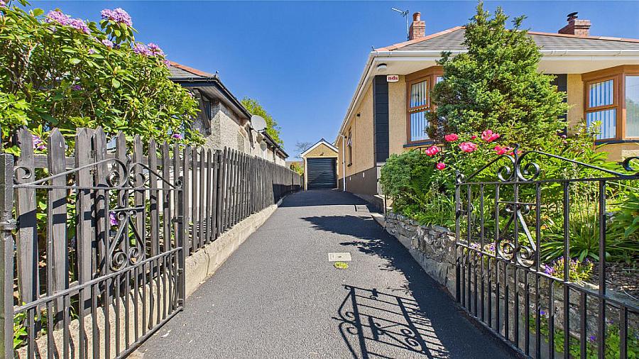3 Hazeldene Park