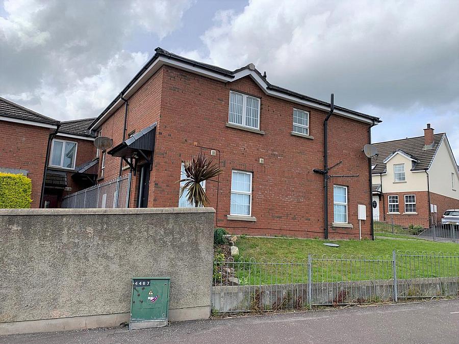 12 Larksborough Avenue