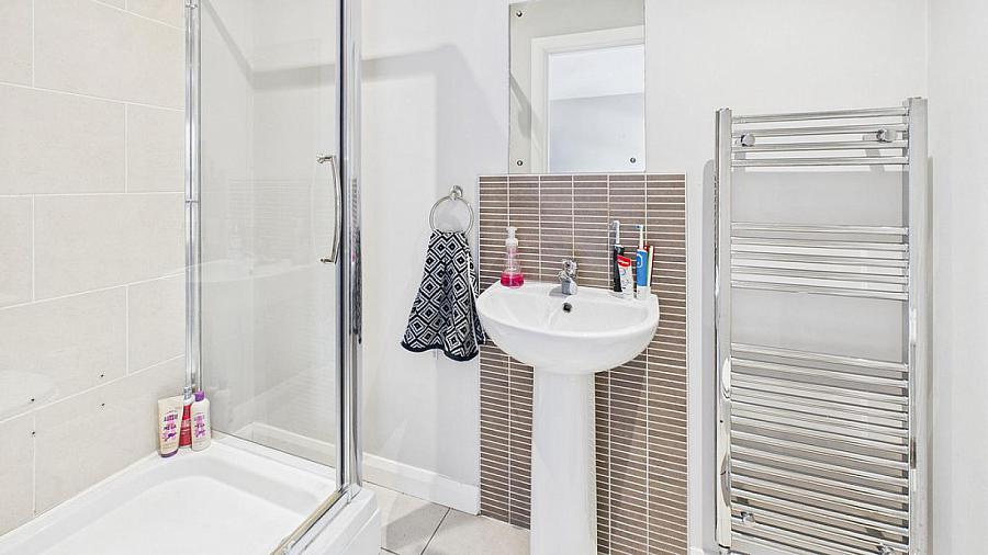 Apt. 9 Lesley Plateau, 29 Bingham Street