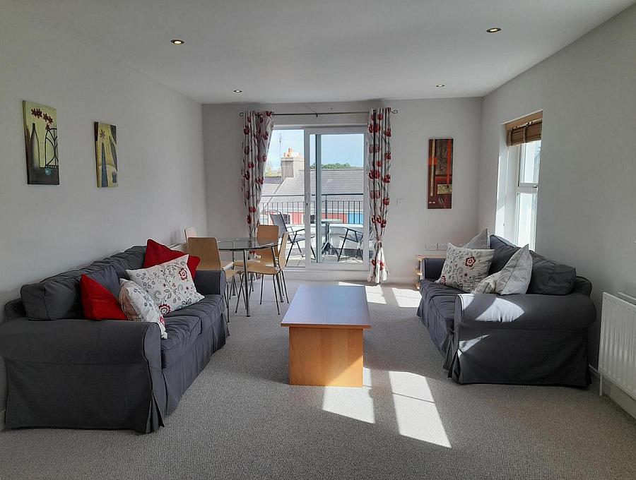 Apt. 9 Lesley Plateau, 29 Bingham Street