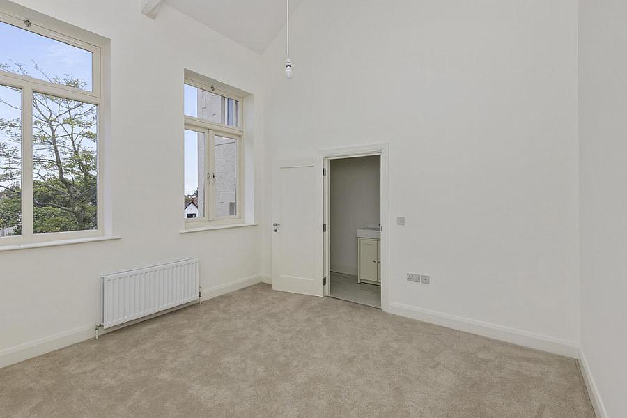 Apartment 6, 35 College Green Apartment 6, 35 College Green
