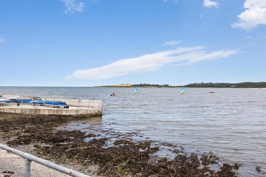 18 Ballyholme View