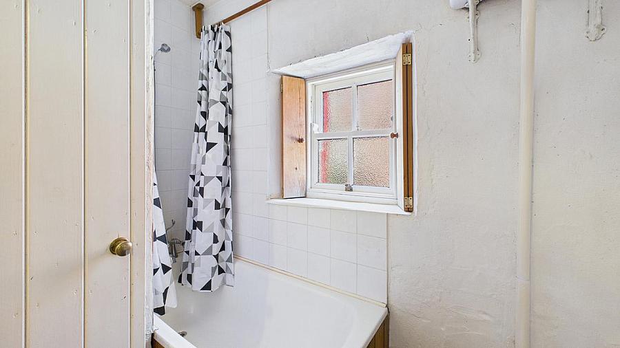 Annies Cottage, 78a Cootehall Road