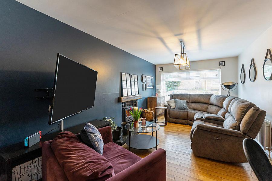 13 Glendale Avenue