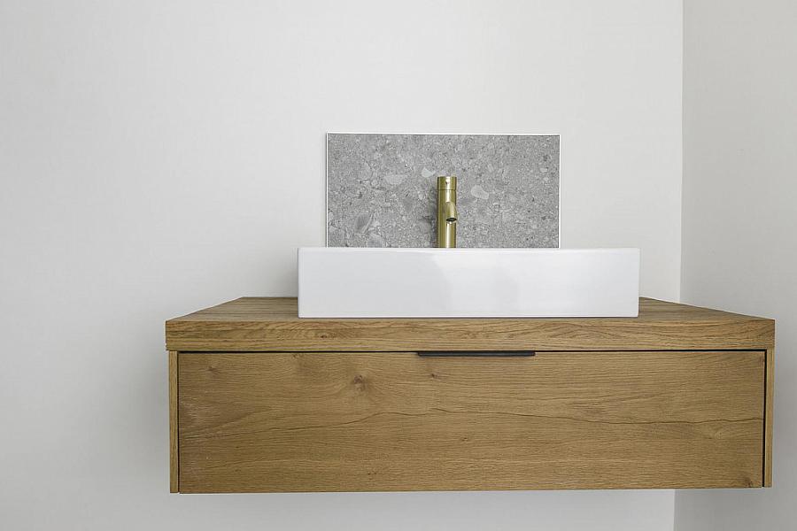 Apartment 3, 35 College Green