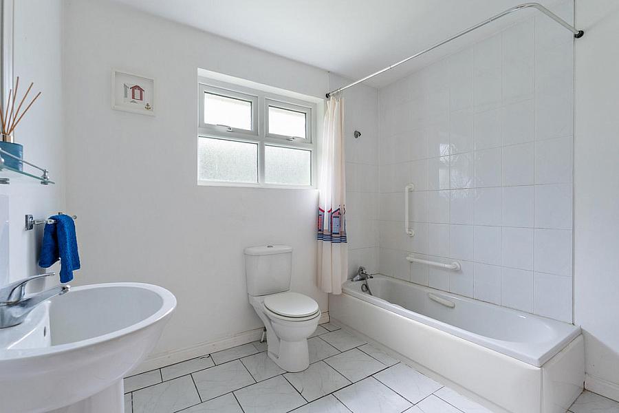 134B Warren Road