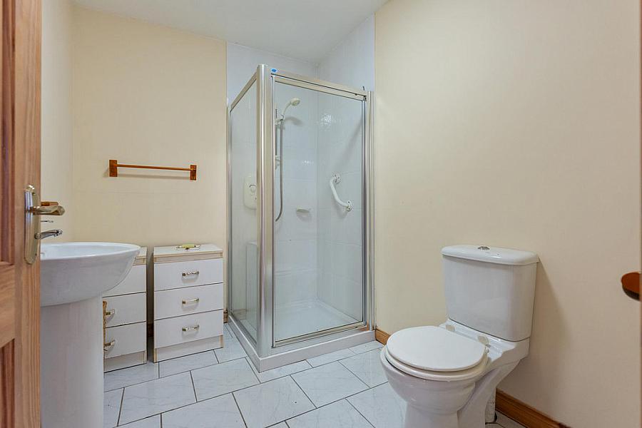 134B Warren Road 134B Warren Road
