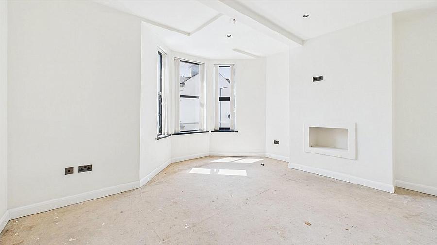 44 Holborn Avenue