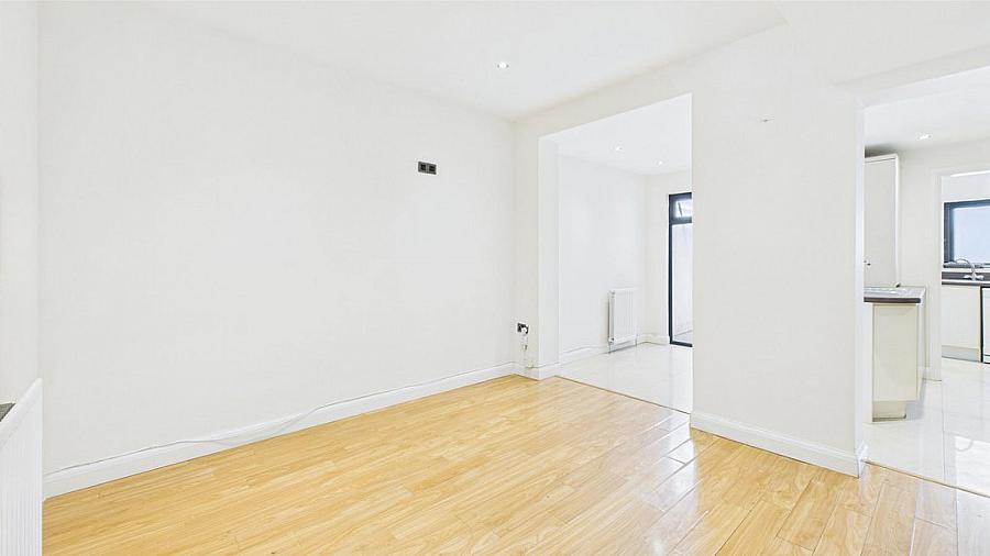 44 Holborn Avenue