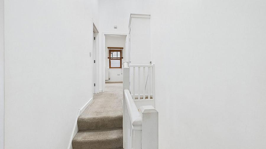 34 Lyle Road