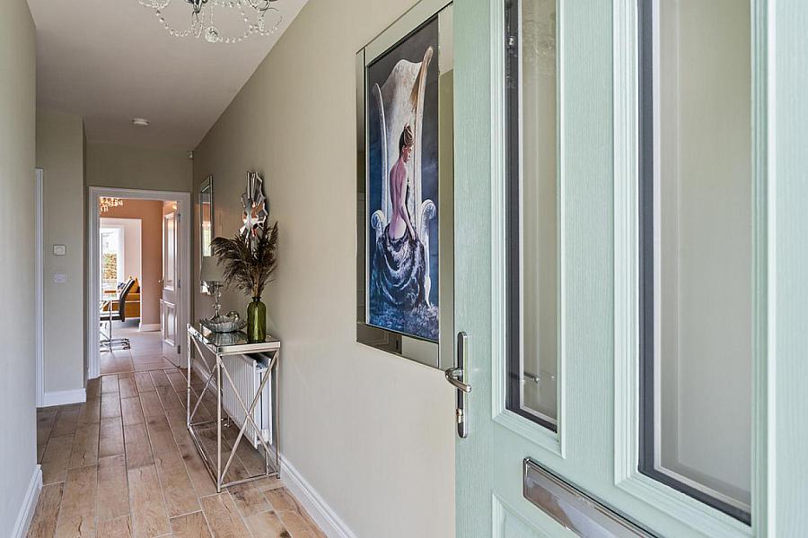 15 Rowanvale Crescent