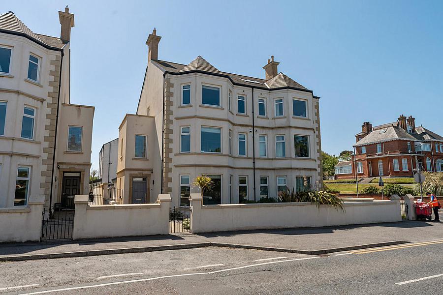 66 Ballyholme Road,bangor, BT20 5LA