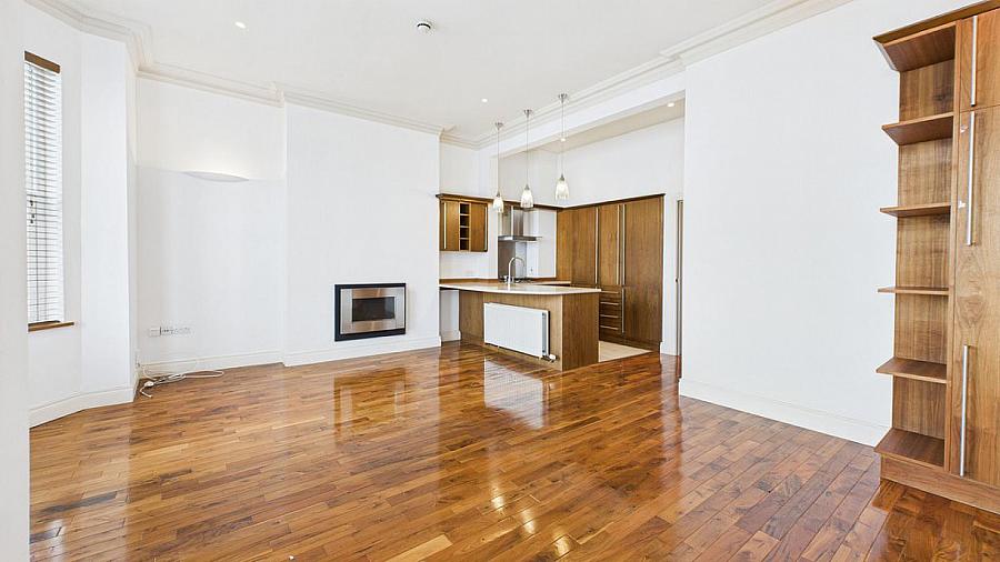Apt. 2, 76 Seacliff Road