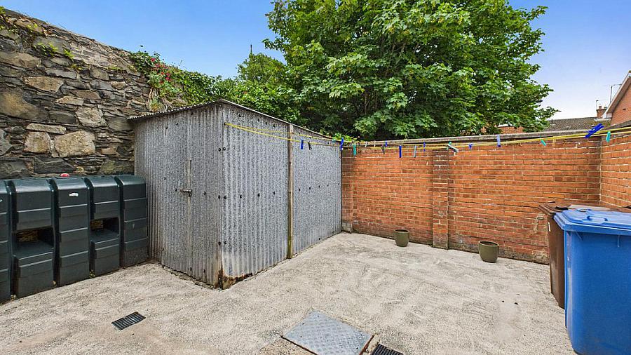 1 Hartford Mews