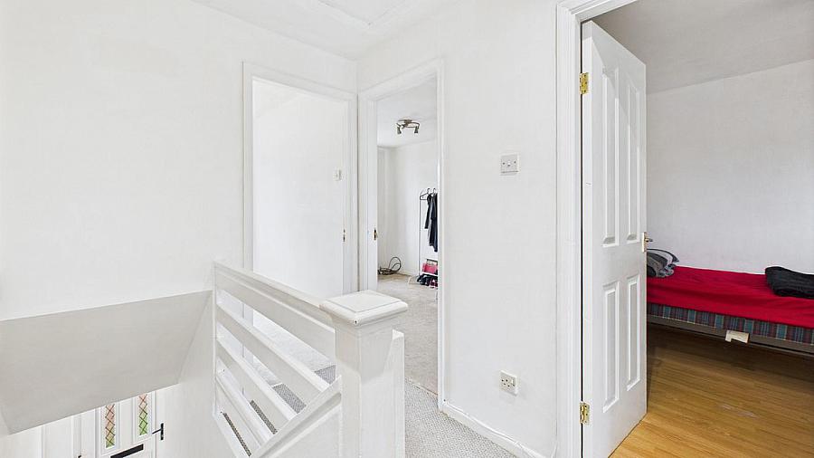 1 Hartford Mews