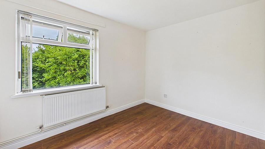 10d Springwell Park