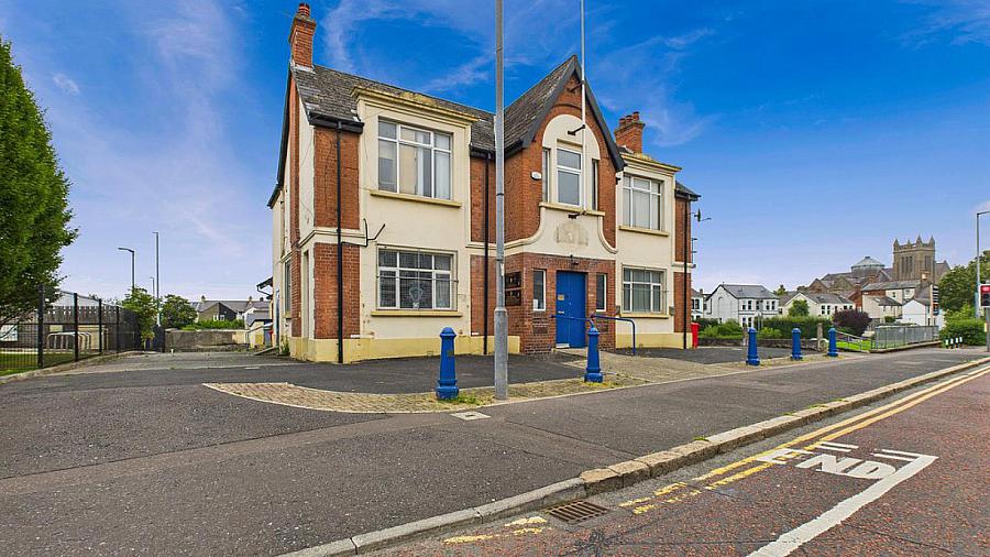 41 Hamilton Road